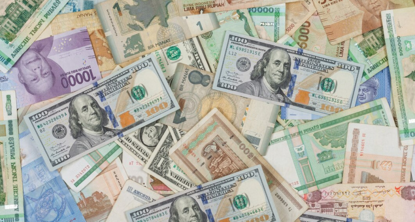 Рубль рухнет до 120 за доллар уже осенью? Что тогда будет с курсом валют?