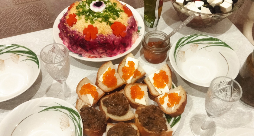 Вы настоящий гурман, если знаете эти 4 культовых блюда времен СССР