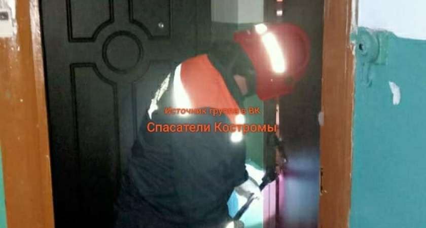 В Буе спасатели вскрыли дверь и обнаружили труп пожилого мужчины