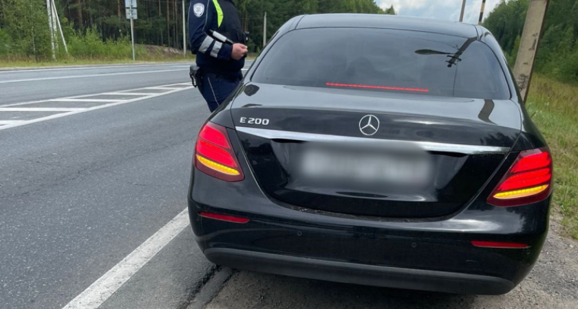 В Шарье задержали наркодилера из Ленинградской области на "Мерседесе"