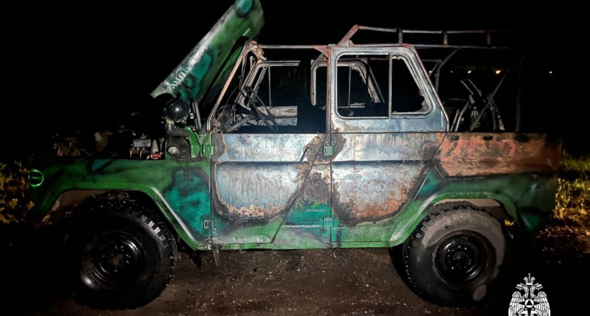 В Костроме на Костромской неизвестный поджог УАЗ