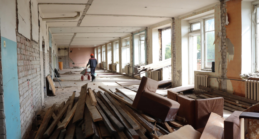 В поселке Новый ремонтируют детскую поликлинику