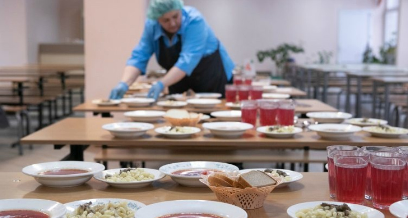 Для детей костромских контрактников доступно двухразовое питание за полцены