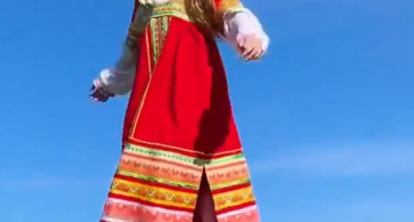 Видео школьницы из Шарьи“взорвало" соцсети