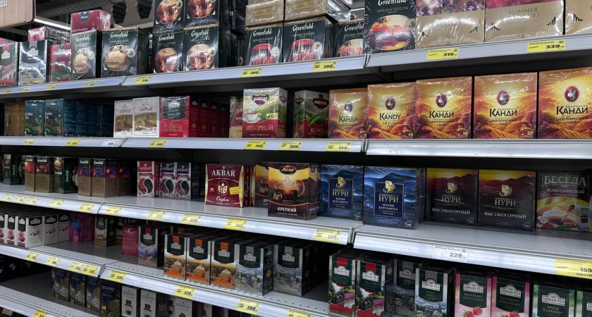 «Не стоит покупать эти марки чая, даже если они продаются со скидкой». Росконтроль выявил три популярных бренда, попавших в чёрный список