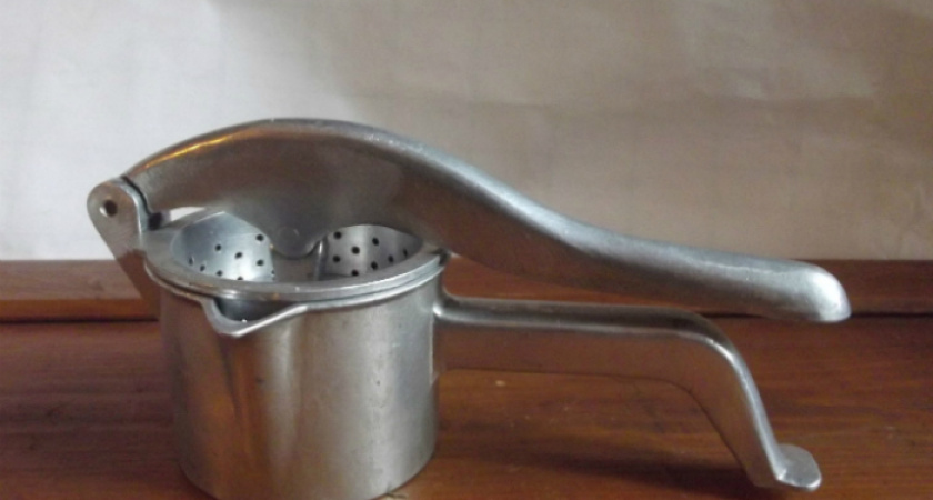 Уникальные приспособления советского производства: только рожденные в СССР поймут, для чего их использовали