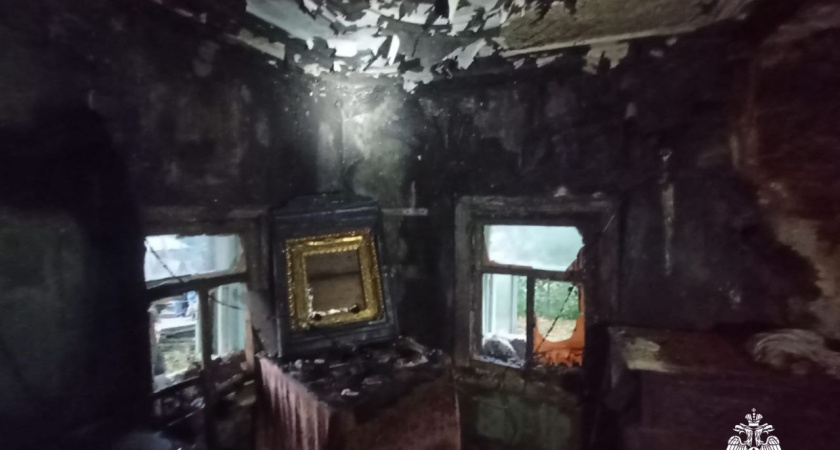 В Костромской районе сгорел жилой частный дом