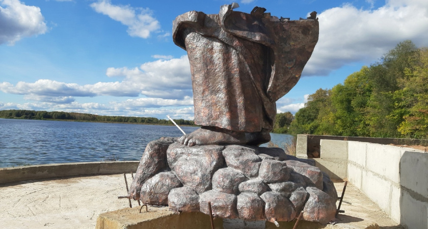 В Костроме около Волги установят статую Андрея Первозванного