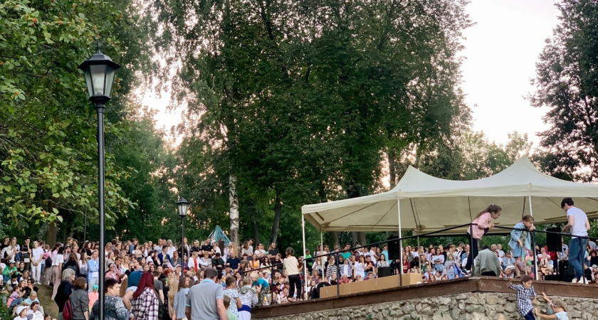 В парках Костромы пройдет массовое поглаживание пухлых корги