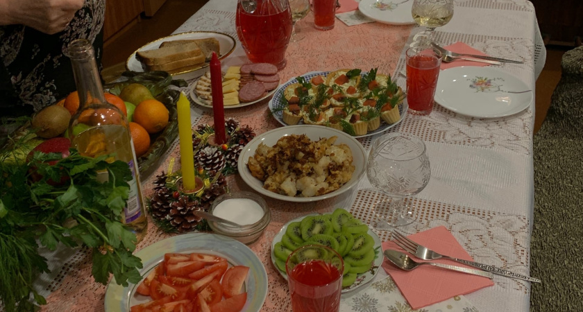 Все только и ждут, когда вы уйдете: эти три привычки в гостях кричат о низком интеллекте