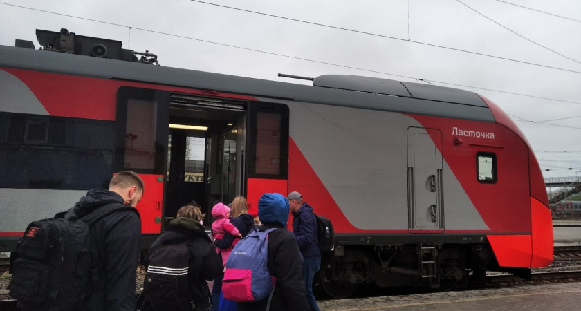 Люди в шоке - такие простые вещи теперь под запретом в поездах: народ сдает билеты