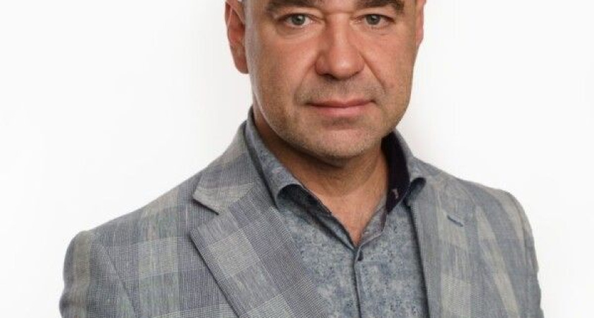 Жена увозит в Петербург: глава Кологривского района ушел с поста раньше срока