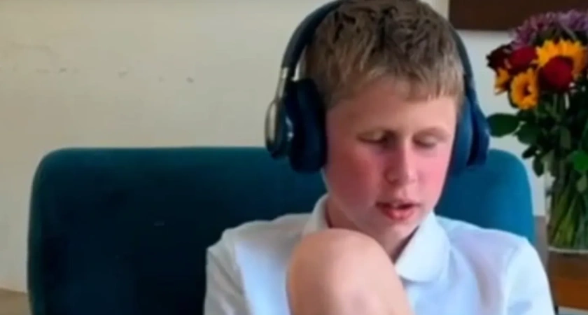 Прославившийся в соцсетях мальчик-Ванга Саша Сулин предсказал, когда закончится СВО и падет киевский режим