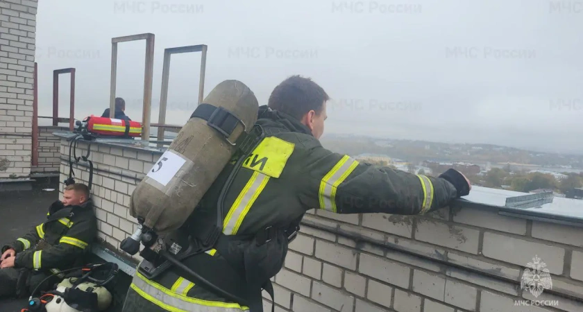 Костромской пожарный покорил 60-метровый «Флагман» за 2,5 минуты