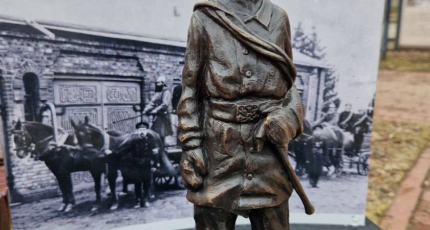 У Шаговского пруда в Костроме появился новый Мазайский заяц