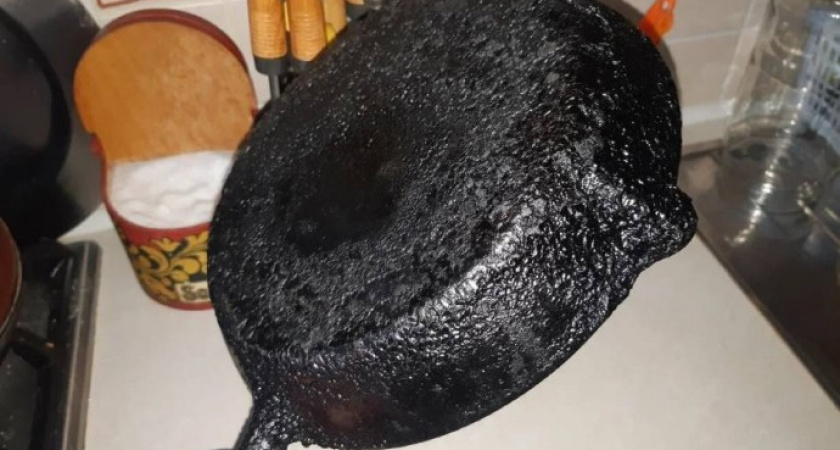 Самый лютый нагар слезет со сковородки за секунды - 4 простейшие хитрости