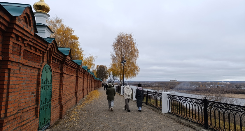 После 50 нужно перестать делать лишь одно — и жизнь наполнится счастьем: Омар Хайям дал совет лучше психологов