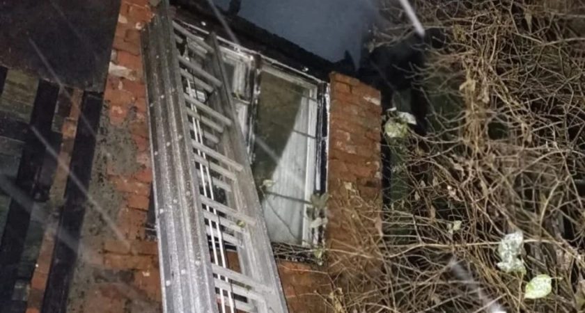 В Костроме на улице Галичской в двухквартирном жилом доме сгорела кухня