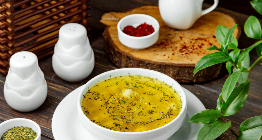 Слезы над куриным бульоном: как без мучений сделать куриный бульон прозрачным и ароматным