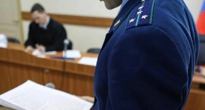 Костромичка почти два года проведет за решеткой за кражу денег и драгоценностей