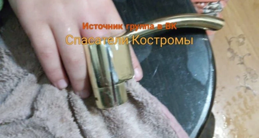 В Костромской области спасатели с помощью болгарки спасали 6-летнего ребенка