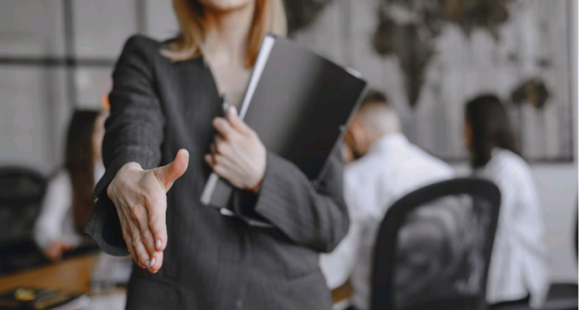 Стали известны лидеры рейтинга работодателей Forbes