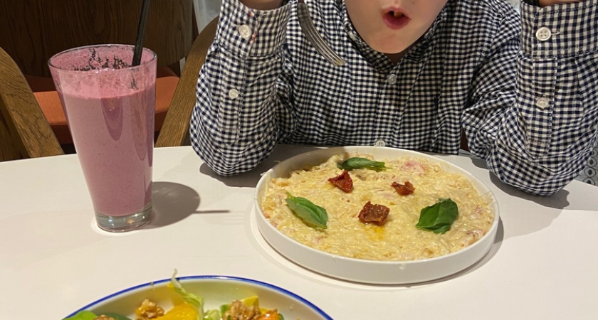 Салат "Наслаждение" идеален на Новый Год: в сто раз круче опостылевших "Оливье" и "Шубы"