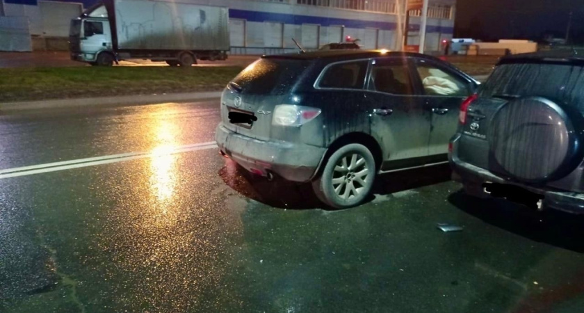 6-летний ребенок пострадал в аварии с четырьмя машинами в Костроме