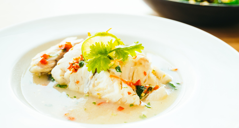 Минтай в сметанном соусе сметают за секунды: даже тарелку вылизывают – редкий вкус