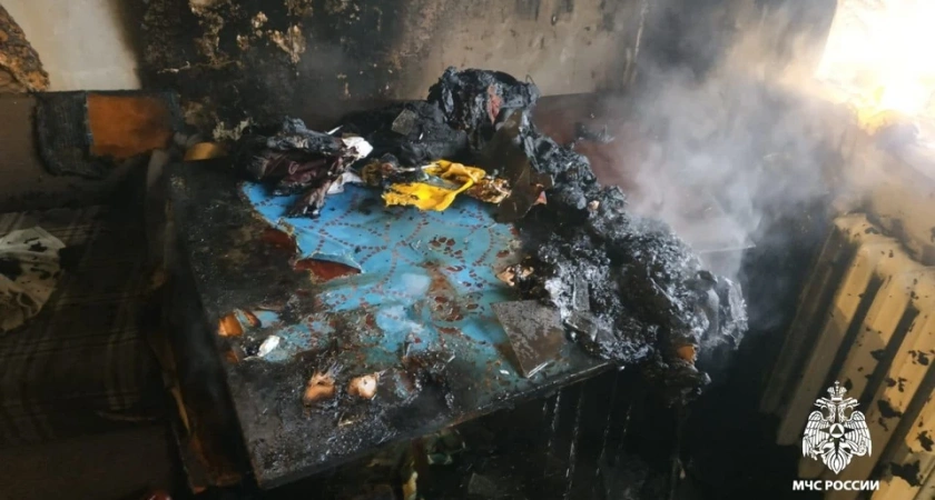 В Костроме огнеборцы потушили горящий стол в одной из квартир многоэтажки