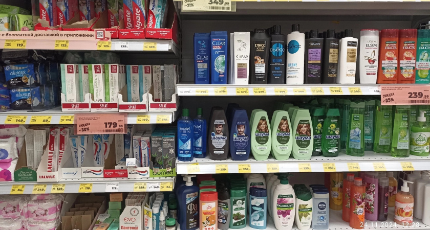 Ушлые хозяйки скупают дешевый шампунь оптом: вот как его используют – 5 лайфхаков