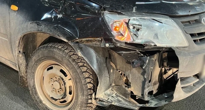 В Костроме  в 3-м Давыдовском микрорайоне две автоледи не поделили дорогу