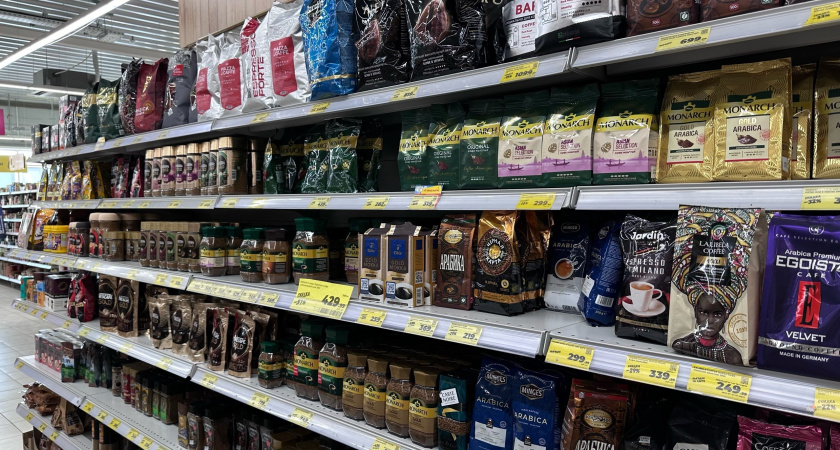 Отходы в красивой упаковке: названы марки кофе, которые лучше не покупать даже по огромной скидке