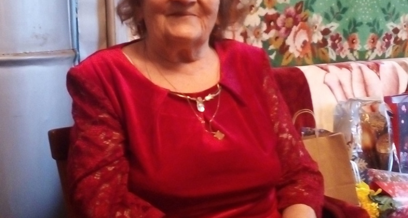 7 внуков и 7 правнуков: в Костромской области бывший руководитель худклуба отмечает 90-летний юбилей