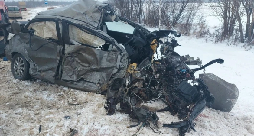 В Мантуровском районе произошло страшное ДТП: погиб водитель "Киа"
