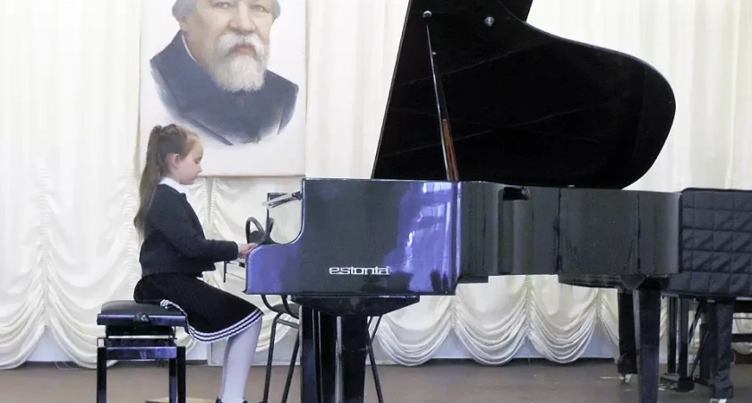 Следователи возбудили дело из-за аварийного состояния Костромской музыкальной школы