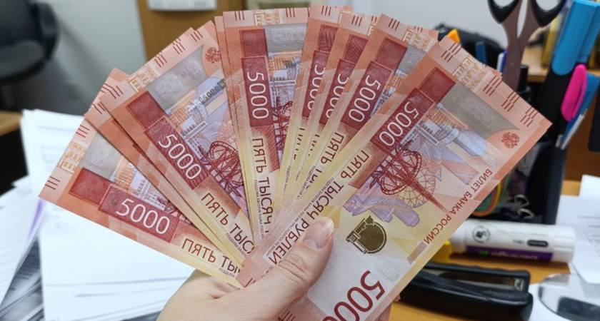 Каждый россиянин получит по 100 000 рублей с 11 января. Деньги придут на карту «Мир»