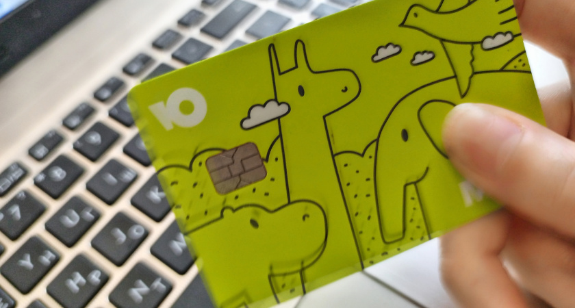 «Теперь запрещено». Всех, кто переводит деньги с карты на карту, ждет сюрприз после 17 января