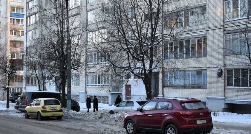 Касается всех, у кого автомобилю больше 10 лет: штраф на Госуслуги придет 1 февраля