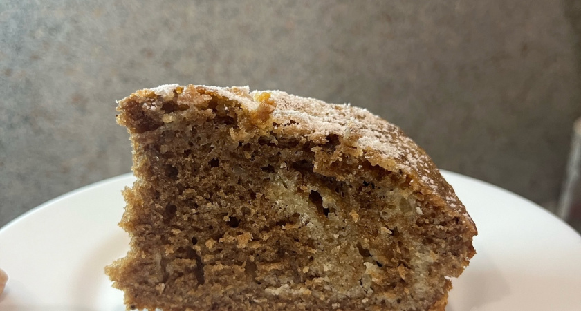 Шарлотка получится пышной и безумно вкусной: есть несколько секретов от опытных хозяек