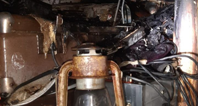 В Костроме дознаватели устанавливают причину пожара в мастерской