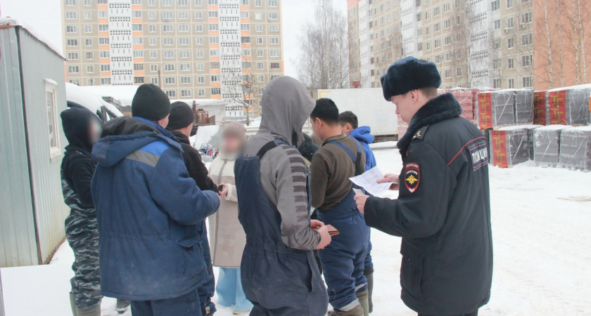 В Костроме прошла операция "Иностранец": на родину отправили двух мигрантов