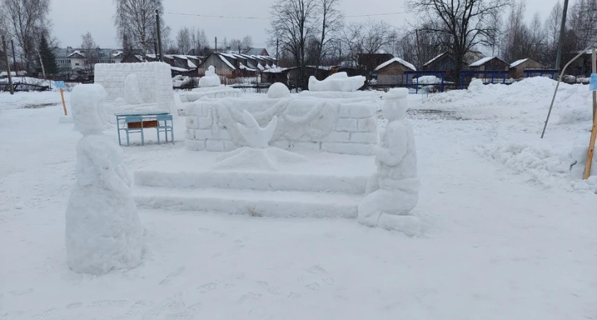 В Шарьинском районе прошел фестиваль снежных скульптур