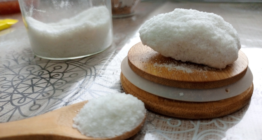 Посыпьте соль у порога и живите спокойно: почему это важно — древняя мудрость актуальна и по сей день