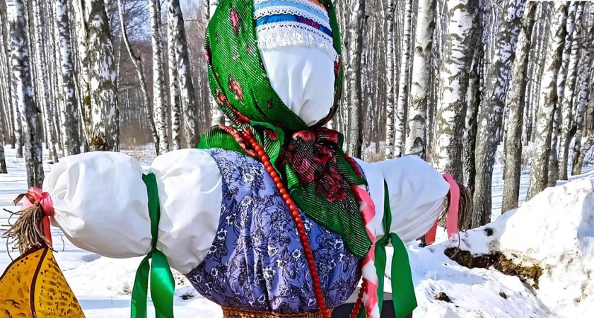 Костромской музей-заповедник проводит конкурс масленичных кукол