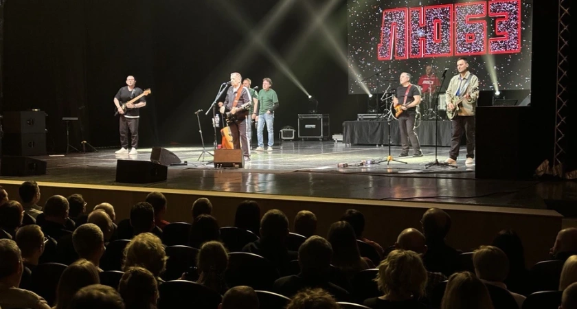 Костромича прямо с концерта "Любэ" вывели в наручниках