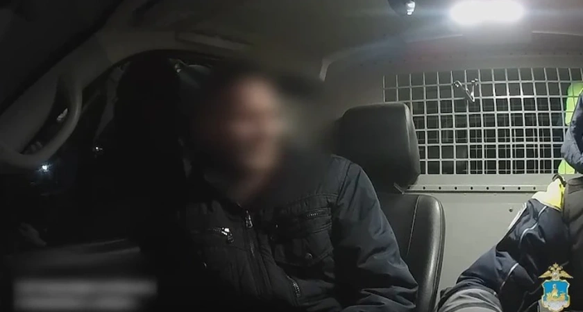 В Костромской области полицейские поймали пьяного угонщика