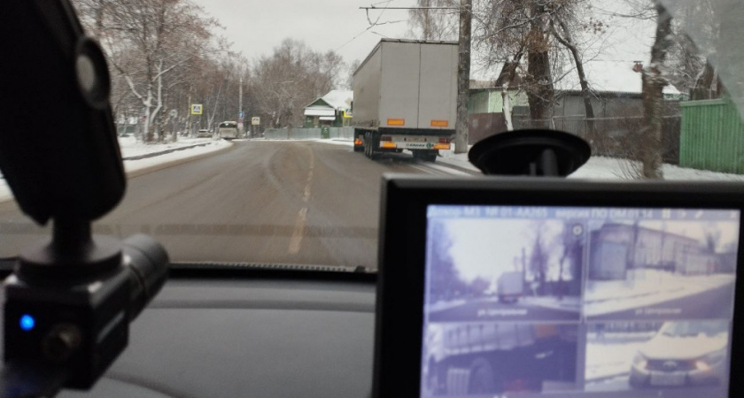 В Костроме усилен контроль за стоянкой большегрузов