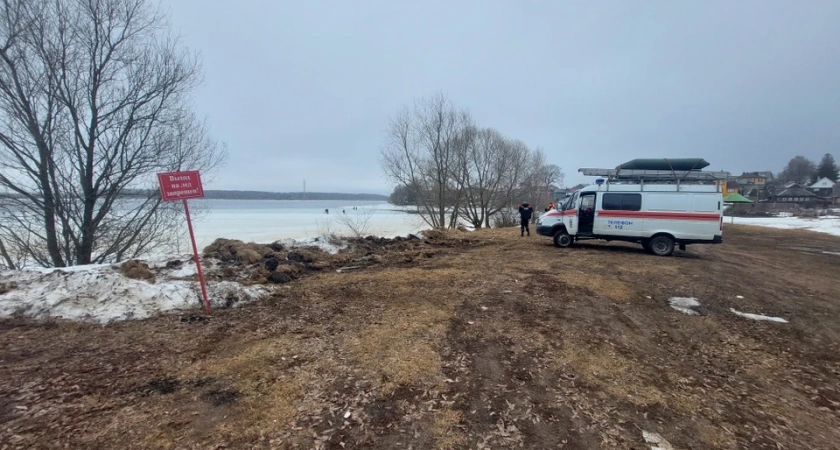 В Костроме объявили о закрытии зимней рыбалки