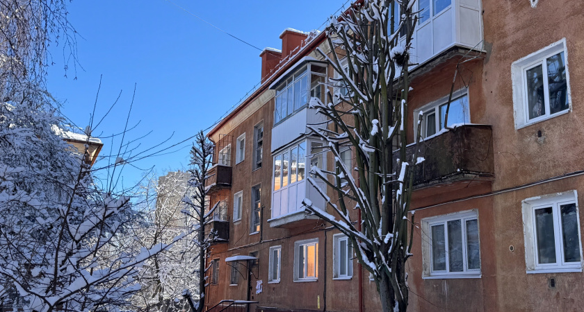 Уже с апреля полностью запретят монтаж полюбившихся россиянам пластиковых окон: их придется снять